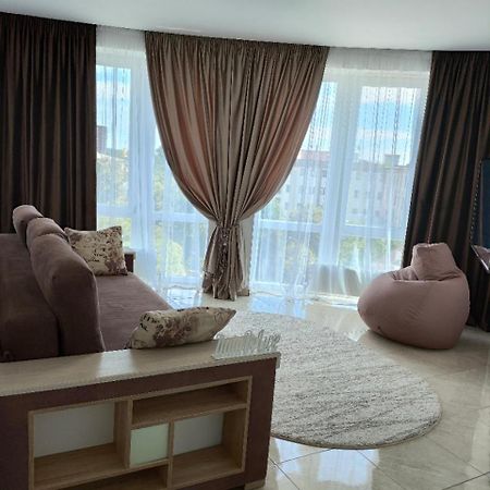 Zlata De Luxe Apartamento Ivano-Frankivsk Exterior foto